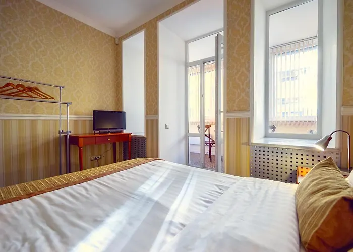 Consul Hotel Консул