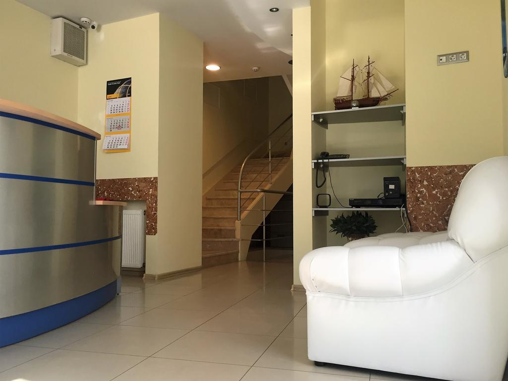Hotel Consul консул 3*