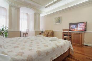 Consul консул 3* Odesa